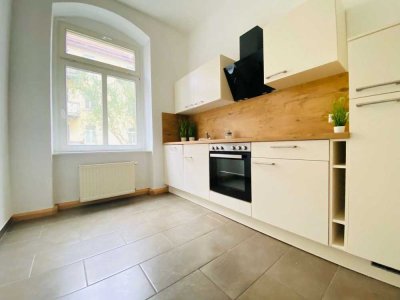 Reudnitz: frisch renoviert I 3,5 Zimmer I neue Einbauküche I Balkon