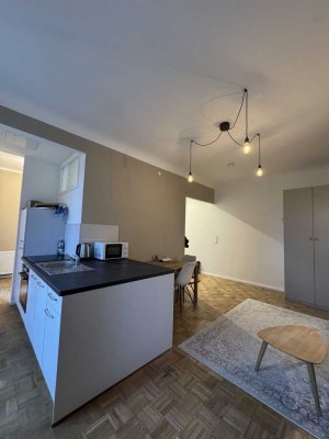 Teilmöblierte sanierte 1,5 Zimmer Wohnung in bester Lage von Hennigsdorf - All inclusive