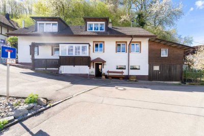 Freistehendes Einfamilienhaus mit großem Grundstück in Rheinfelden