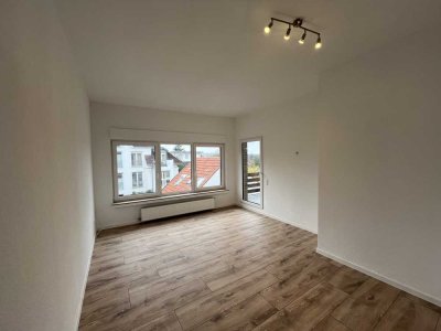 Schöne Stadtvilla Wohnung in Bestlage mit Balkon