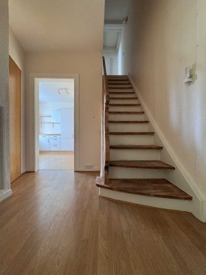 Charmantes Haus mit 3 kleinen Zimmern in Wiesbaden-Dotzheim