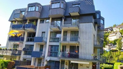 Vollmöblierte 3-Zimmer-Maisonette-Wohnung mit Balkon und Einbauküche in Triberg im Schwarzwald