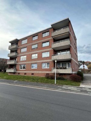 Charmante 5-Zimmer-Wohnung mit Garage und zwei Balkonen - Hildesheim Himmelsthür