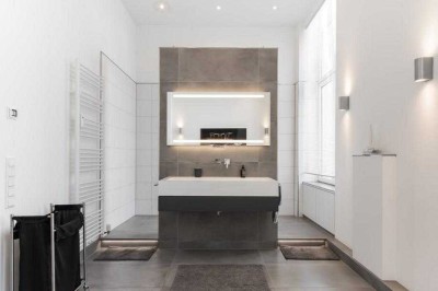 Traum-Altbau, bel etage, Toplage, Terrasse & Stellplatz, kompl. möbliert