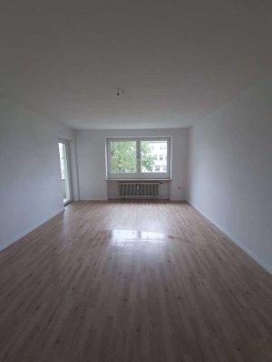 Moderne 3-Zimmer Wohnung mit Balkon ab 01.06.2024