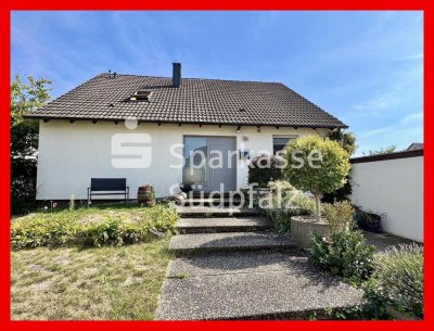 F A M I L I E N G L Ü C K - Freistehendes Einfamilienhaus mit Charme