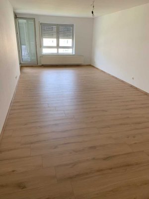 Attraktive 2-Zimmer-Wohnung mit Loggia und EBK in Ulm Oststadt - ideal für Singels oder Paare