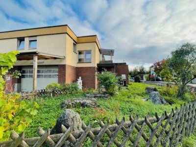 Attraktives Wohn- und Gewerbeobjekt mit drei Wohnungen & Produktionsflächen