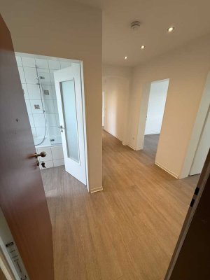 Freundliche 4-Zimmer-Wohnung mit Einbauküche in Neustadt bei Coburg