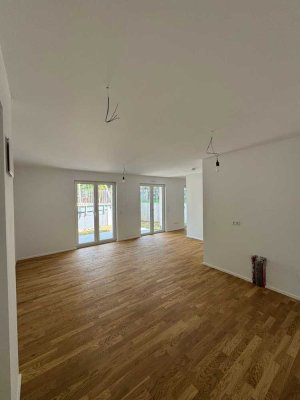 Erdgeschosswohnung, 1,5 Zimmer, 58qm, ab sofort bezugsfertig, inkl. EBK und Tiefgaragenstellplatz