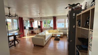 Lichtdurchflutete 3-Zimmer Wohnung in zentraler Lage