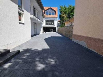 Schöne, neuwertige 2-Zimmer-Wohnung mit gehobener Innenausstattung in Dalheim