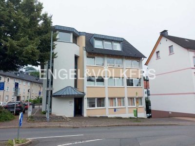 Stadtzentrale 3-Zimmer-Wohnung mit Balkon