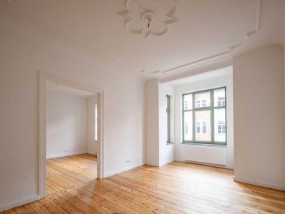4-Zimmer-Wohnung in historischem, umfassend sanierten Altbau zu vermieten!   Energieklasse A!