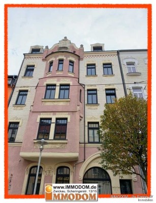 EINBAUKÜCHE, ERKER, PERSONENAUFZUG und PKW-Stellplatz plus eine 2-Zi.-Wohnung im Zentrum... was will