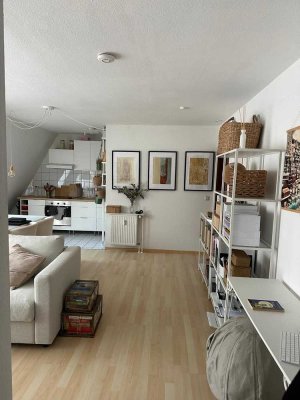 Charmante 2-Zimmer-Wohnung mit Balkon & Tiefgaragenstellplatz