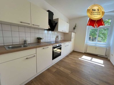 ❄️ Neu! Charmante 2-Raum-Wohnung I moderne Einbauküche I Bad mit Wanne❄️