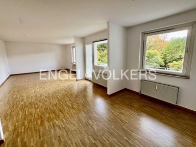 ELEGANTE EIGENTUMSWOHNUNG MIT GARAGE