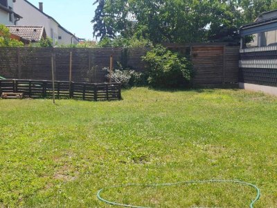 Neunkirchen: Tolle Single- oder Pärchenwohnung mit Garten(mit)benützung in Bahnhofsnähe