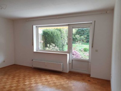 Attraktive 2-Zimmer-Hochpaterre-Wohnung (70m2) in Wuppertal, renoviert, eigener Garten mit Terrasse