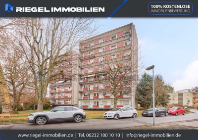 Sie hier? Wir auch! Viel Platz für Wohnideen: 4-Zimmer-Wohnung mit XL-Balkon und Personen-Aufzug