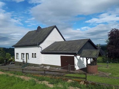 Freistehendes Haus in sehr ruhiger Lage mit tollem Ausblick