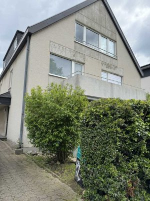 Gut geschnittene 2-Zimmer-Wohnung mit Balkon in Wesseling