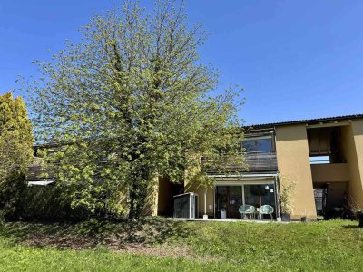 Helle 2-Zimmerwohnung mit Balkon in ruhiger Lage