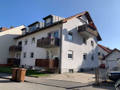 Schöne 3-Zimmer-EG-Wohnung mit Balkon in Augsburg