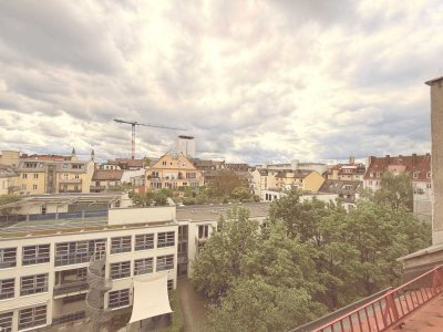rustikal aber MITTENDRIN! 4-er WG im Herzen der Maxvorstadt !