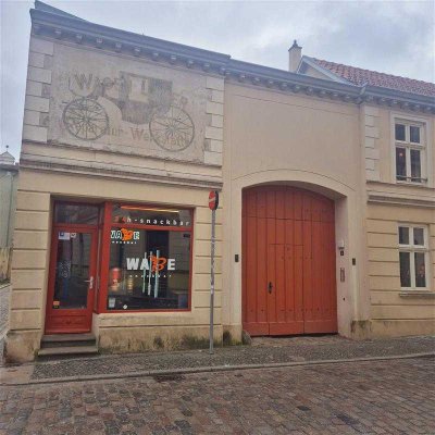 Historisch. Zentral. Gemütlich – 2-Zimmer-Wohnung in bester Altstadtlage