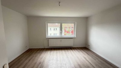 Familien aufgepasst! Helle 3 Zimmer-Wohnung mit EBK