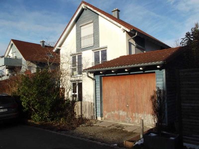 Einfamilienhaus mit Garage