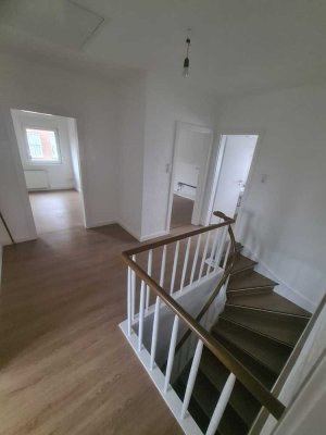 Exklusive 3,5 -Zimmer Wohnung mit einem schönen Balkon inkl. EBK