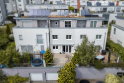 Bieterverfahren! Kernsaniertes Unikat – Wohnen auf neuem Niveau