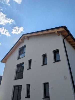 Neubau-Erstbezug: ruhige, exklusive 5-Zimmer-Wohnung über zwei Ebenen
