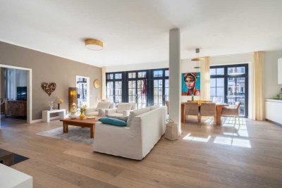 Manhattan-Feeling in Hamburg-Uhlenhorst. Exklusives Loft mit eigenem Bootsanleger - COURTAGEFREI!