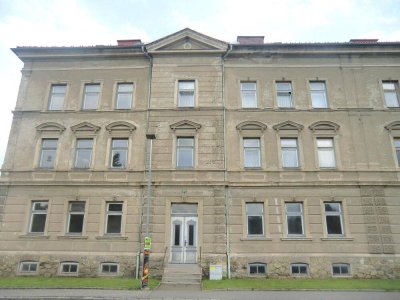 KNITTTELFELD: Gepflegte Erdgeschosswohnung mit Gemeinschaftsgarten!