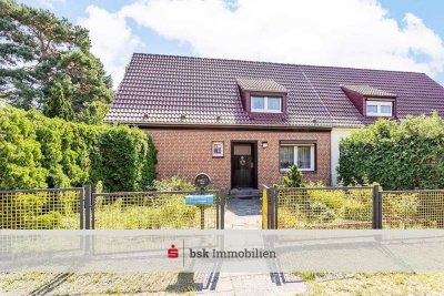 Doppelhaushälfte mit schönem Garten in der Nähe des Kalksees
