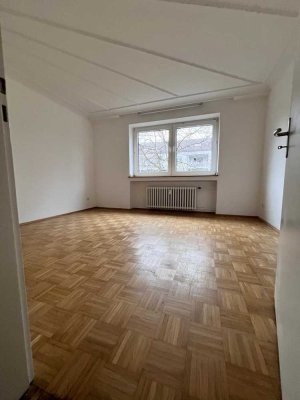 3-Zimmer Wohnung, frisch gestrichen, in Gelsenkirchen-Resse