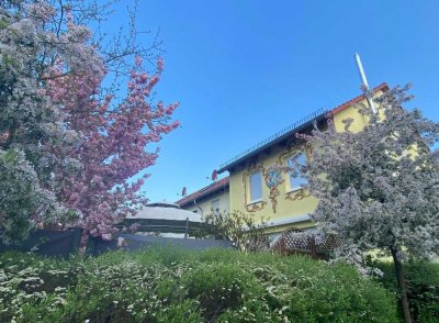 Sehr gepflegtes, schönes Reihenendhaus  mit Parkplatz, Fußbodenheizung u Einbauküche in ruhiger Lage