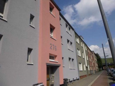 3-Zimmer-Wohnung mit zwei Badezimmern in Gelsenkirchen Buer
