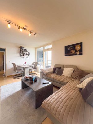 Panoramablick, Pool & Dachterrasse: Stilvolle 2-Zimmer-Wohnung im 14. OG