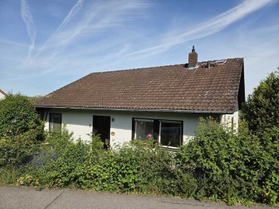 Gepflegtes EFH (Wfl. 120 m²) mit Garage und Garten in begehrter Wohnlage von Haßfurt, OT Sylbach
