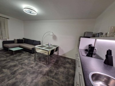Sanierte 2-Zimmer-Wohnung im Zentrum Salzburgs – Vollmöbliert &amp; Einzugsbereit