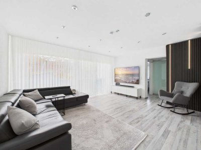 Wie neu! Kernsanierte 3-Zi-Wohnung mit Loggia & Stellplatz