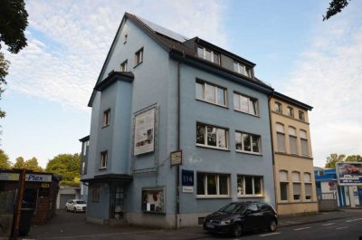Gepflegtes Apartment mit Einbauküche | Rheinufer fußläufig erreichbar | Citynah