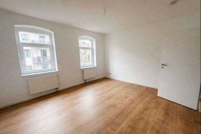 3 RAum wohnung neu EBK