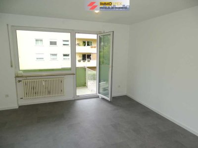 Sehr gut geschnittene 3-Zimmer- Wohnung, neu renoviert in Top-Lage!