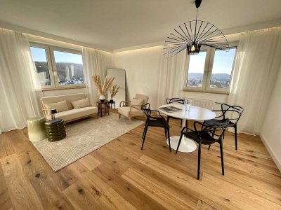 PROVISIONSFREI: Sanierter Wohntraum mit 9. OG Fernblick & Balkon - Einziehen & Wohlfühlen